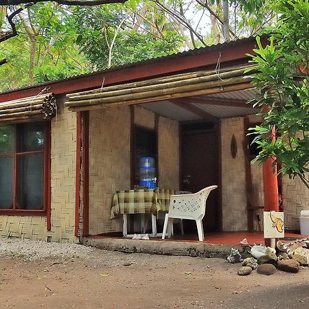 Dolphin Bay Divers Retreat Hotel Vatolotolo Exterior foto